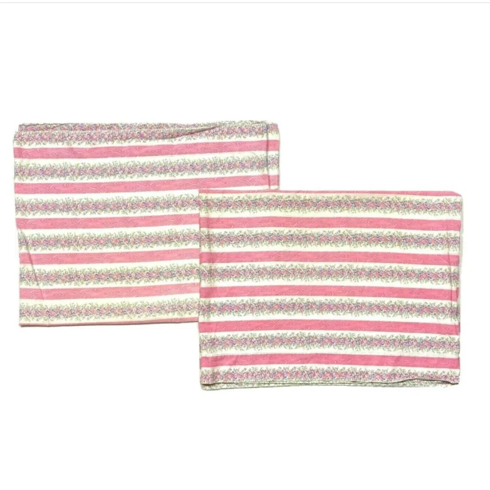 True Vintage 60s 70s Pillowcases Shams Pink Floral